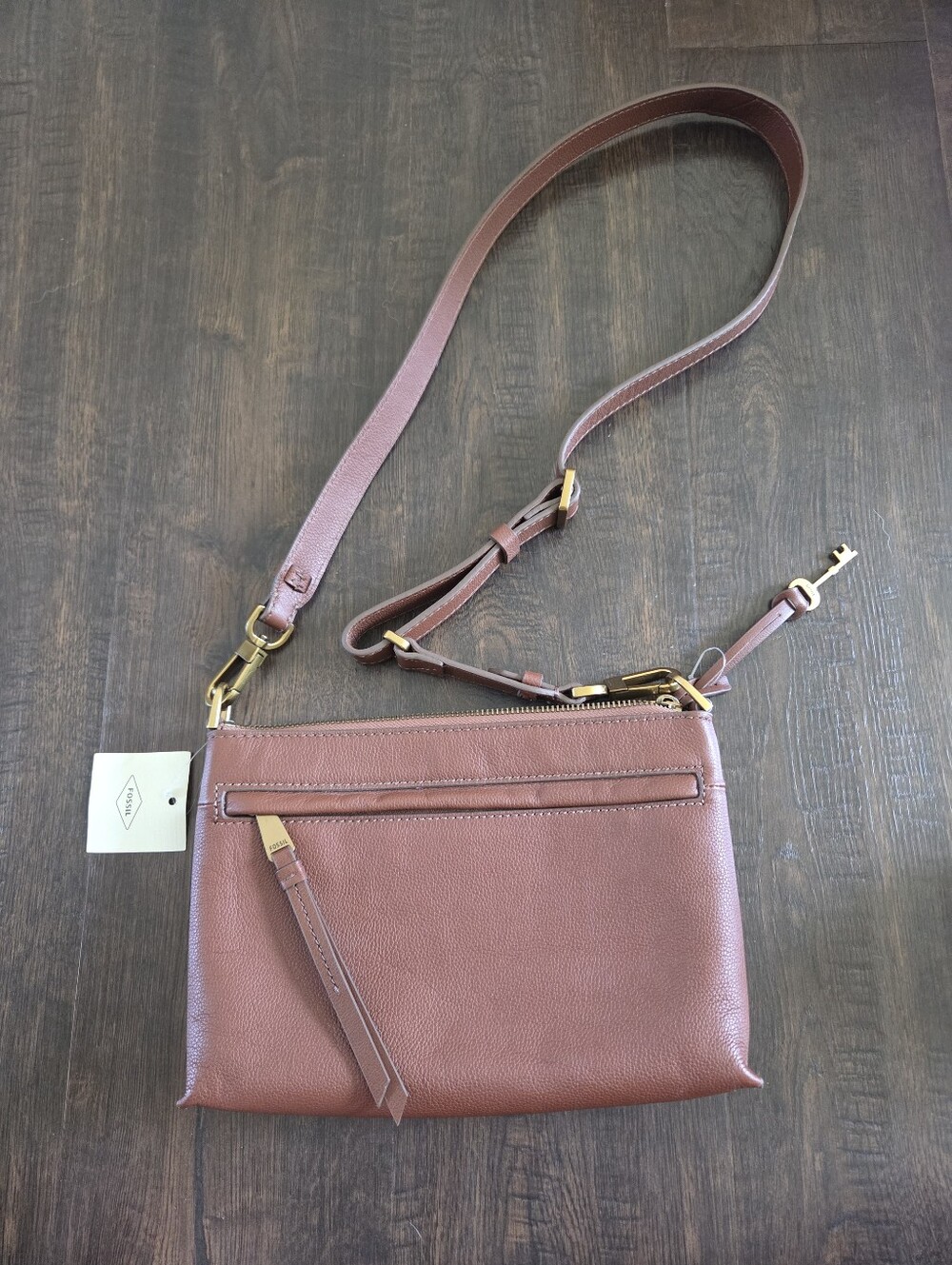 New Fossil Kiera Small Brown Pebbled Leather Crossbody Purse Gold Key Tag